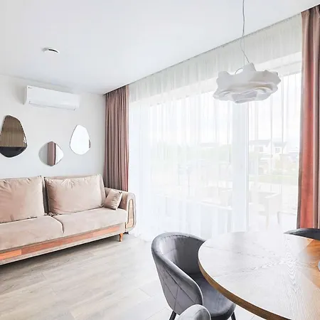 Birch Haven W/terrace By Cohost