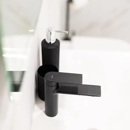 Birch Haven W/terrace By Cohost