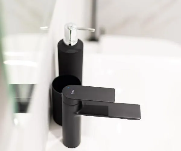 Birch Haven W/terrace By Cohost